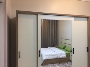 4 Schlafzimmer, Bügeleisen/Bügelbrett, WLAN, Bettwäsche
