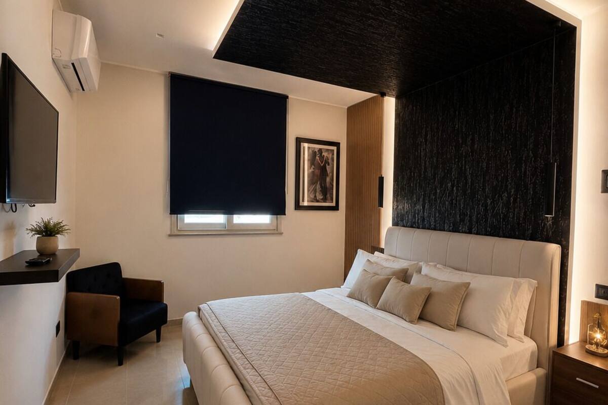In-room safe, blackout curtains, iron/ironing board (on request)