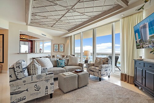 Charming 3-bedroom condo 