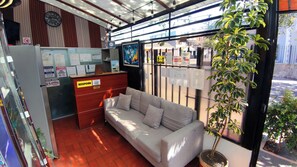 Reception - Hostal Whipala (Quito)