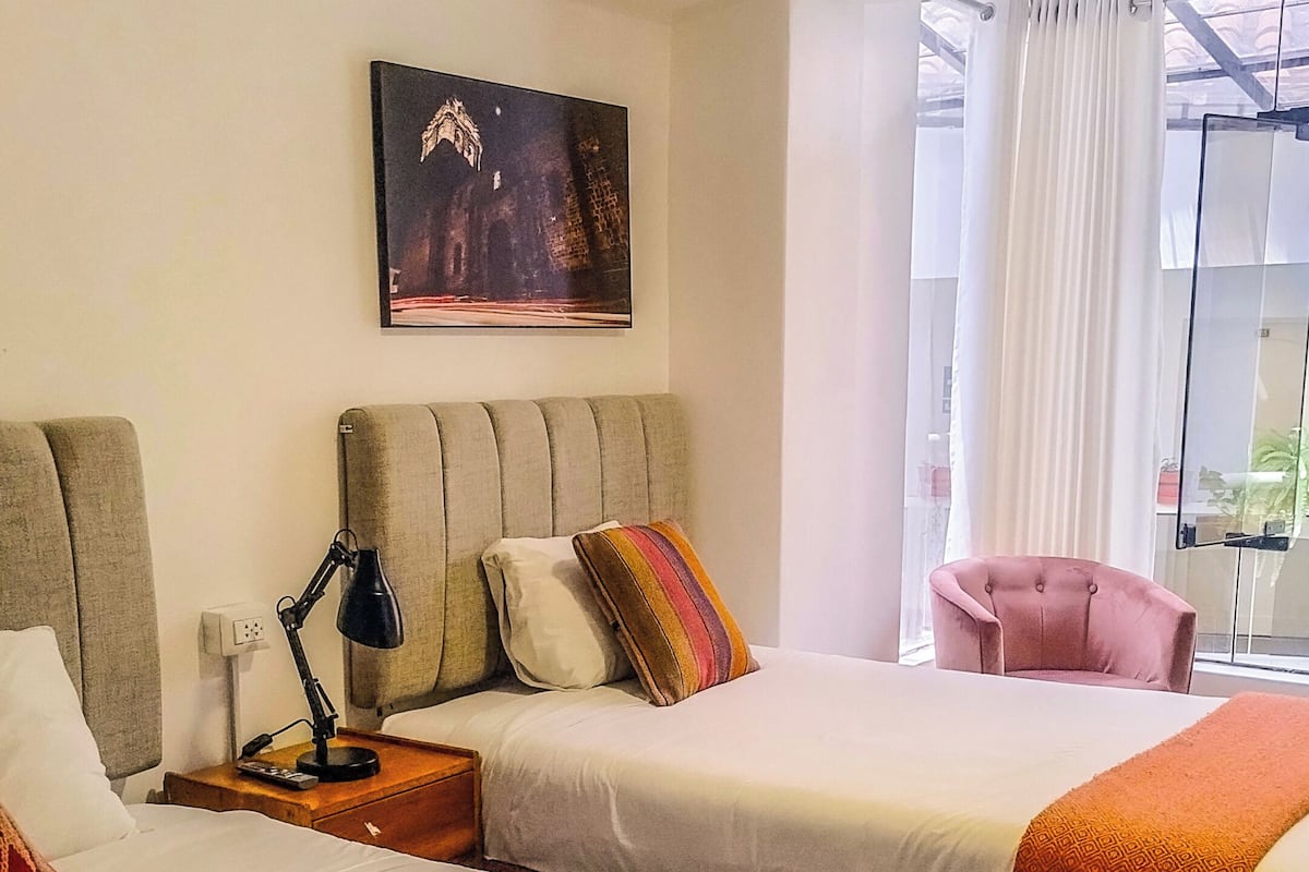 Habitación estándar doble | Ropa de cama hipoalergénica y wifi gratis