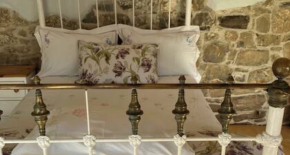 15th Century barn extension with glorious views across Mid Devon