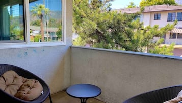 Apartment | 2 bedrooms, Internet