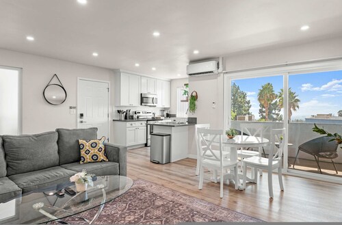 2b2b APT Close to Rose Parade and Pasadena Oldtown