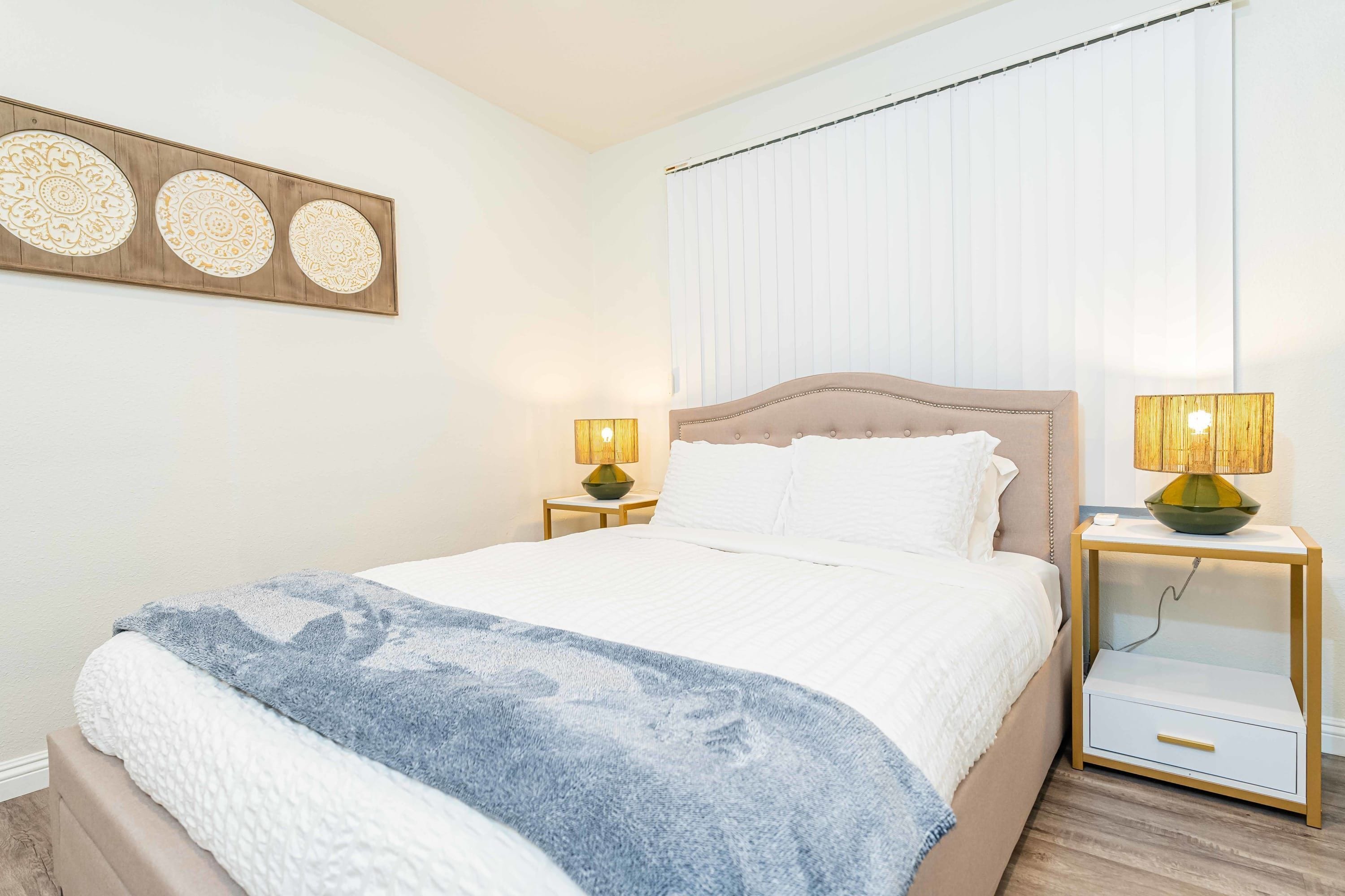 独立别墅 | 2 多间卧室、办公桌、高速上网