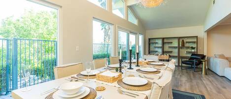 Rumah | 5 kamar tidur dan internet