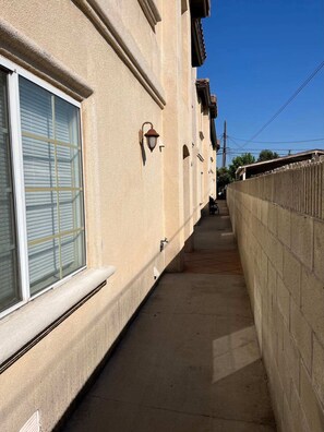 公寓 | 5 多间卧室、高速上网