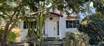 Elegant Comfort on Historic Route 66 Attractions