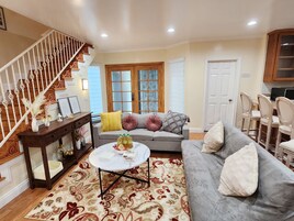 Apartment | 2 bedrooms, Internet