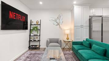 2 bedrooms, Internet