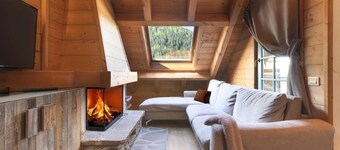 Chalet Desiderio - Two Bedroom Apartment, Sleeps 4