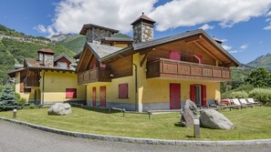 Exterior - Chalet la Segheria - Three Bedroom Apartment, Sleeps 7 (Temù)