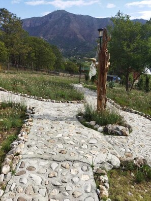 Arcade - Cabañas Niebla Azul (Santiago)