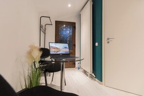 Interior - 3,14 studio (Bușteni)