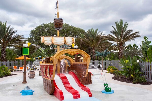 ハウス | 3 室のベッドルーム、デスク、インターネットアクセス