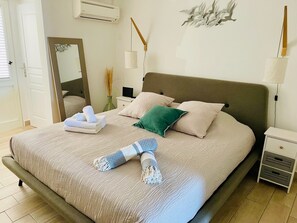 2 bedrooms, iron/ironing board, travel cot, WiFi