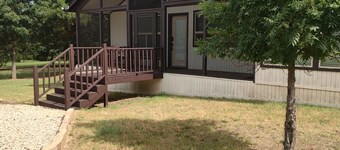 2-bedroom, pet friendly home with great amenities. It will be your happy place