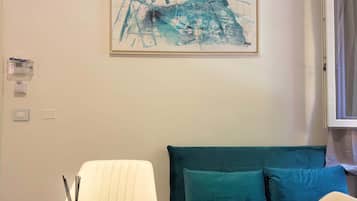 House | 3 bedrooms, desk, Internet