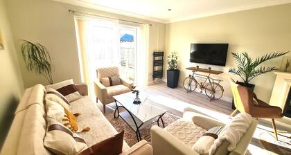 3 Bedroom Serviced Accommodation in Newport