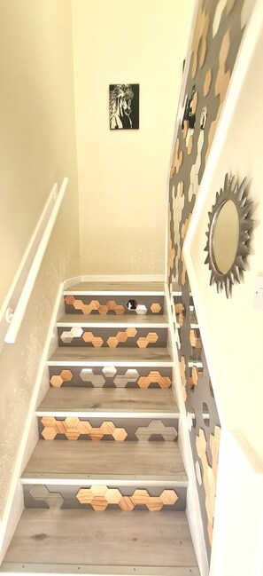 Interior - 3 Bedroom Serviced Accommodation in Newport (Bettws)