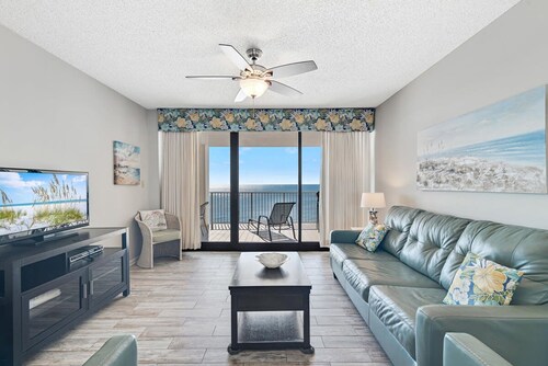 Windward Pointe 804- Sleeps 10 Beachfront Resort Amenities
