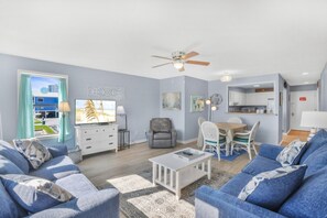 Apartment | 2 bedrooms - Sea Oats 102c- Beach View Pool 25 Steps to Beach (Gulf Shores)