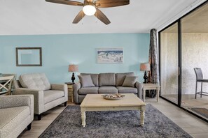 Apartment | 2 bedrooms - Ssbrc 4210- Direct Beachfront Stunning Views (Orange Beach)
