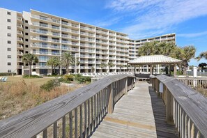 Apartment | 2 bedrooms - Ssbrc 4210- Direct Beachfront Stunning Views (Orange Beach)