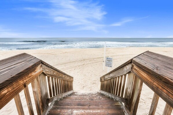 Apartment | 2 bedrooms - Romar Village 322- Short Walk to Beach Pool (Orange Beach)