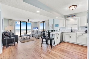 Apartment - Seaside Beach 3601 Newly Renovated Gulf-font 3 2 (Orange Beach)