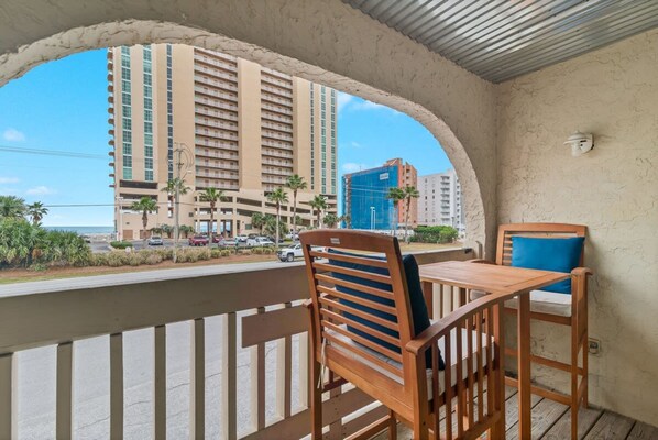 Apartment - Las Palmas 114- Pool BBQ Short Walk to Beach (Gulf Shores)