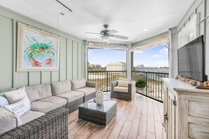 2 bedrooms - Jubilee Landing 306 Beach Bay Boat Slip Pool (Orange Beach)