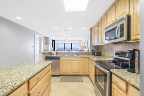 Apartment | 3 bedrooms - Four Seasons 502-e Pier Newly Remodeled (Orange Beach)