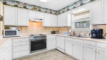 Apartment | Private kitchen