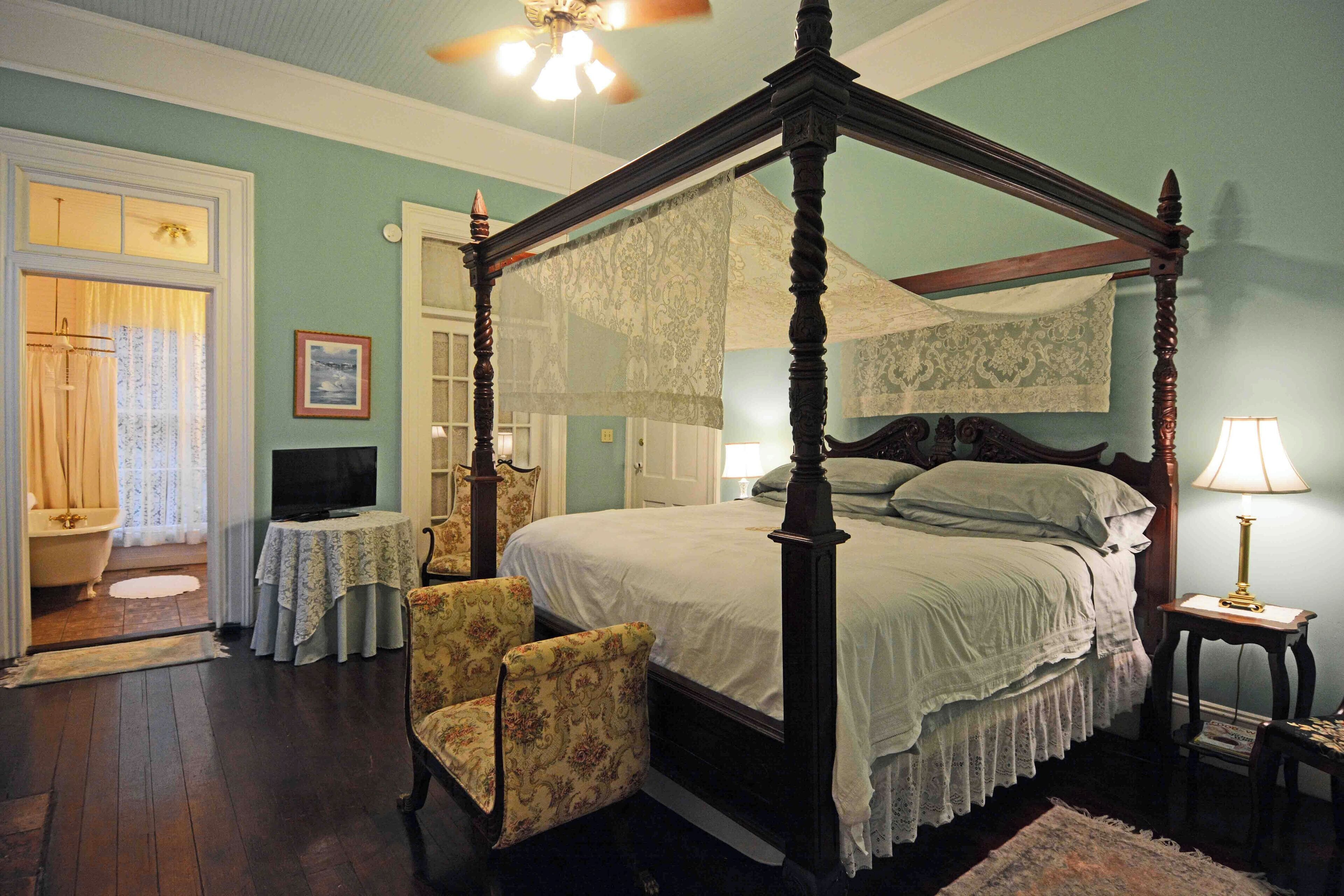 6 chambres, bureau, fer et planche à repasser, Wi-Fi