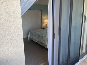 2 室のベッドルーム、アイロン / アイロン台、WiFi、ベッドシーツ