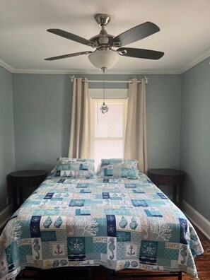 1 bedroom, desk, iron/ironing board, free WiFi - Beach to Bay Bungalow in vibrant St. Pete! (St. Petersburg)