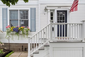 Exterior detail - Downtown Harbor Springs. 10 minutes to the Highlands and Nubs! (Harbor Springs)