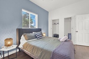 4 Schlafzimmer, Bügeleisen/Bügelbrett, Reisekinderbett, kostenloses WLAN