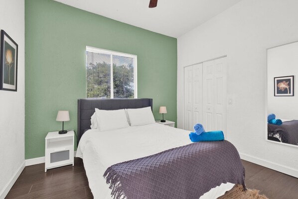 4 bedrooms, iron/ironing board, travel cot, free WiFi - Dos Casitas Design District #2 - 4/2 House - 5 minutes from Wynwood and Design (Miami)