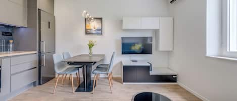 1 bedroom, blackout curtains, soundproofing, iron/ironing board