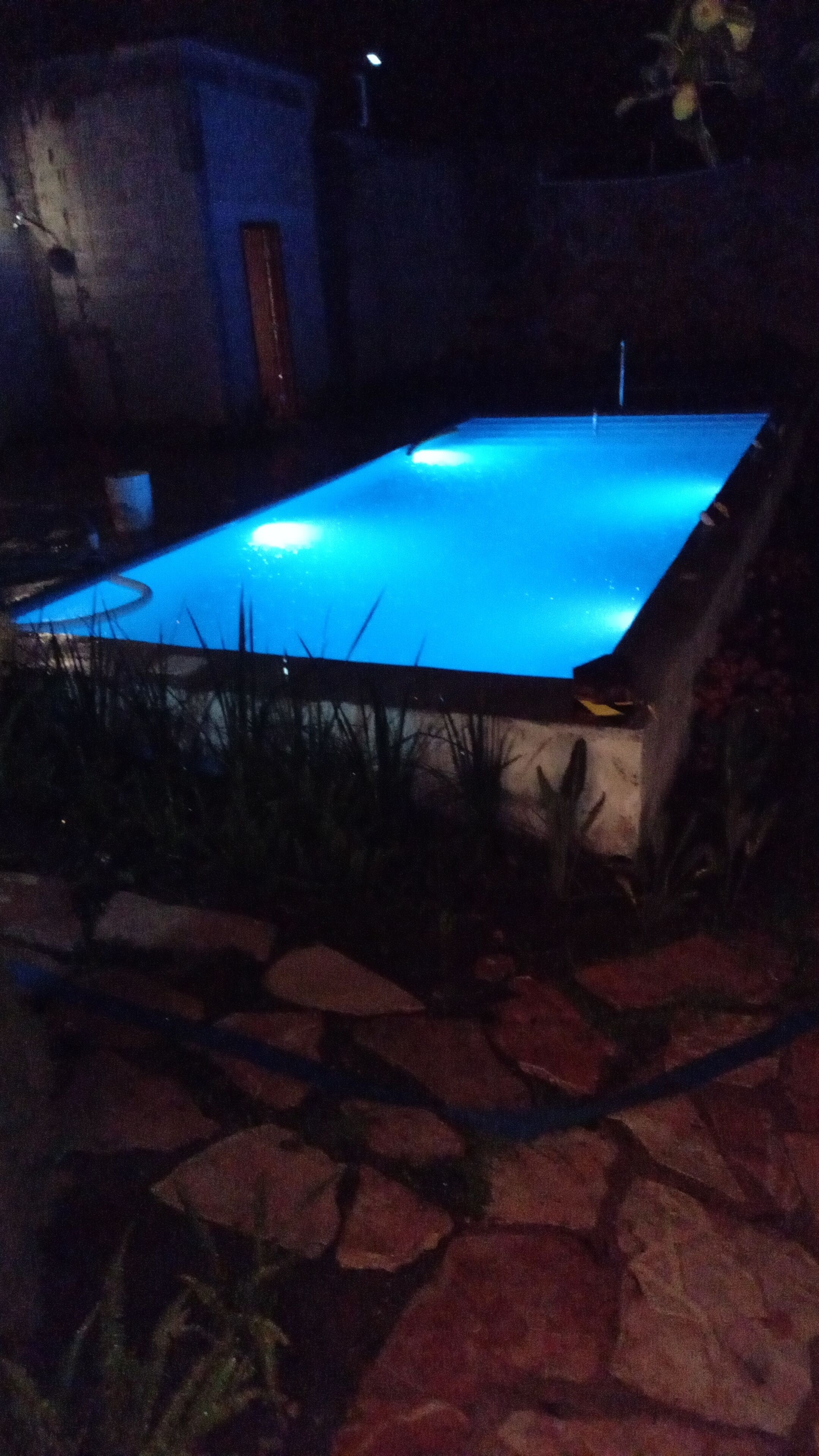 5 outdoor pools