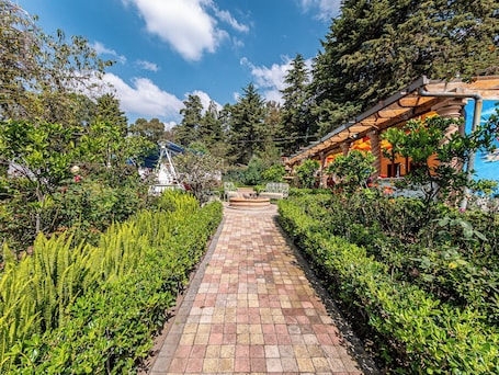 Fachada. Cabañas Elsa María