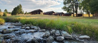Hangman’s Guest Ranch - Meadowlark Cabin. Entire cabin by historic Virginia City