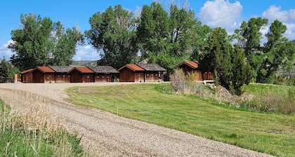 Hangmanâs Guest Ranch - Meadowlark Cabin. Entire cabin by historic Virginia City