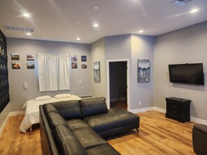 Télévision, baby-foot