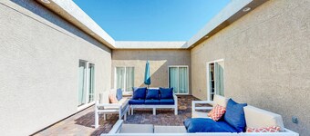 3-D Tour my 14Bd/14B with Pool and Spa. Close to Airport, Strip & Conventions