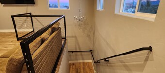 3-D Tour my 14Bd/14B with Pool and Spa. Close to Airport, Strip & Conventions