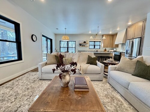 The Oaken House on Otter Tail Lake - Sandy Beach, Sauna & Pickleball!