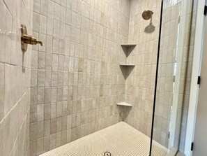Hair dryer, towels, soap, shampoo - The Oaken House on Otter Tail Lake - Sandy Beach, Sauna & Pickleball! (Battle Lake)